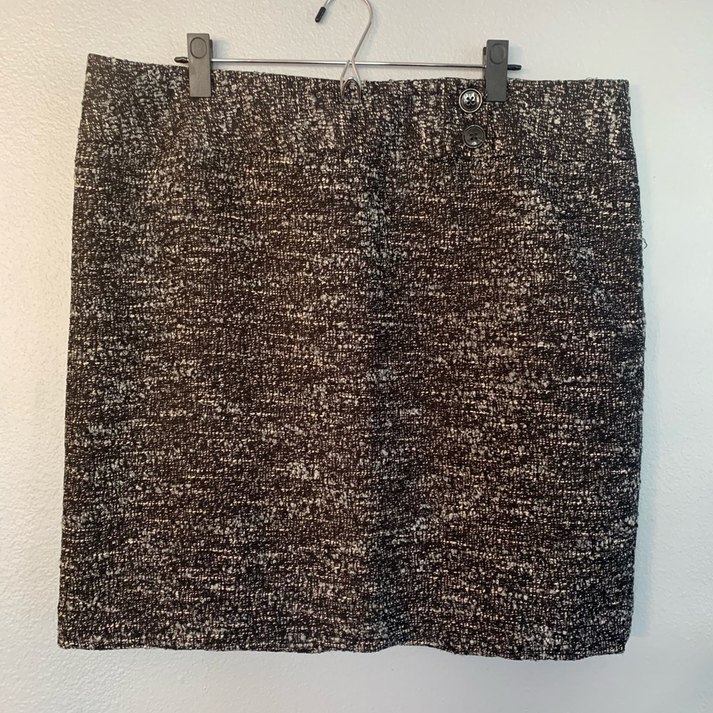 Ann Taylor Factory Tweed Skirt with Button Accent sz 18